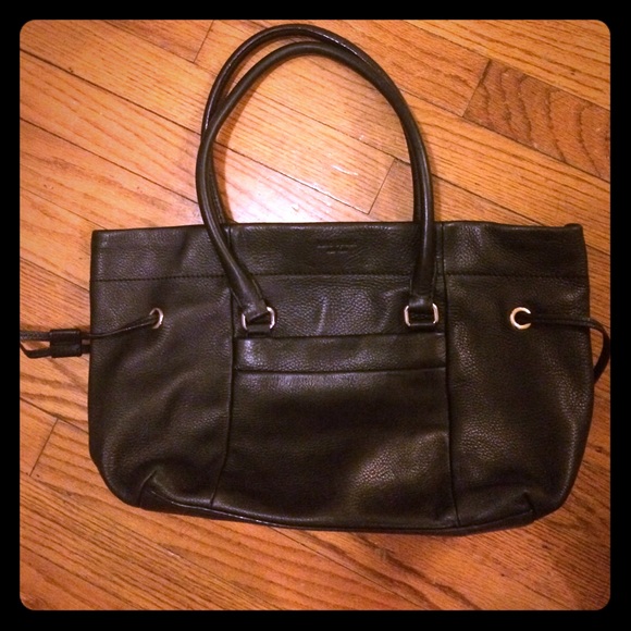 Kate spade cobble hill black leather tote bag