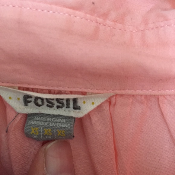 Button down peach color shirt from fossil - Picture 2 of 3