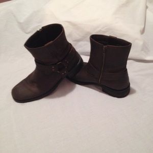 Men's boots size 13. Hardly worn