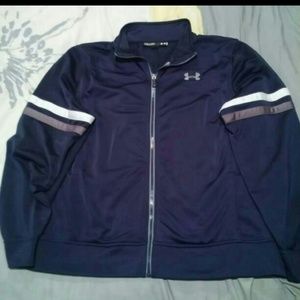 LIKE NEW BOYS UNDERARMOUR JACKET