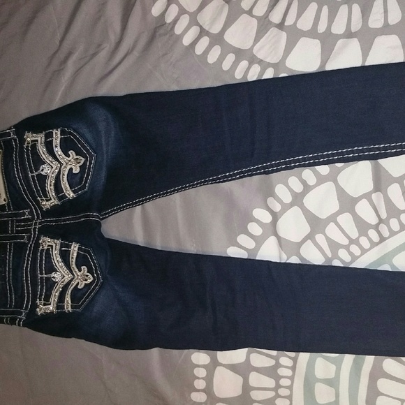 Rock revival  skinny sold on fb - Picture 2 of 3