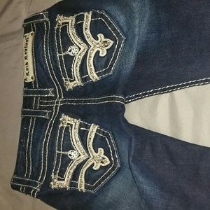 Rock revival  skinny sold on fb