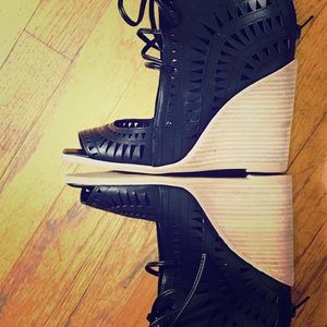 Jeffrey Campbell's heels like new!
