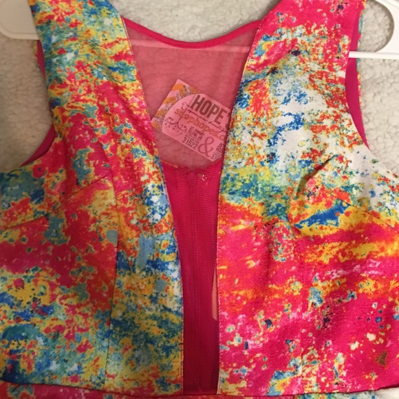 Boutique dress with mesh inlay. Size small. - Picture 2 of 3