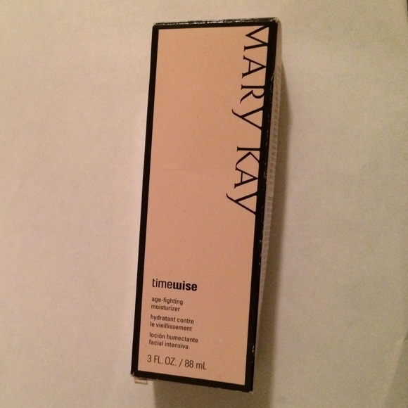 Mary kay time wise Age-fighting Moisturizer