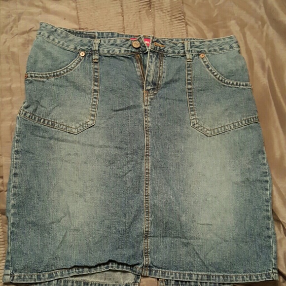 Size 15 denim skirt Union Bay