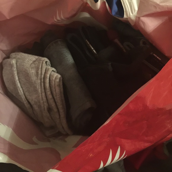 American Eagles jeans and sweats! - Picture 1 of 1