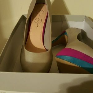 Jessica Simpson stilettos