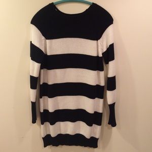 📍SOLD📍Monki Sweater Tunic