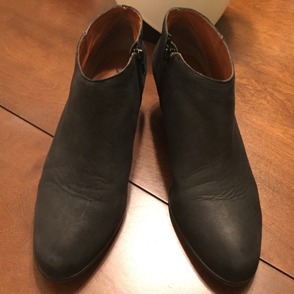 Lucky Brand black ankle booties