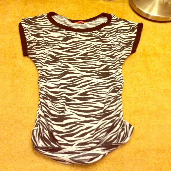Zebra tee