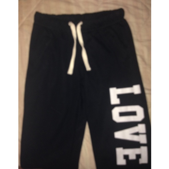 Small "love" sweats