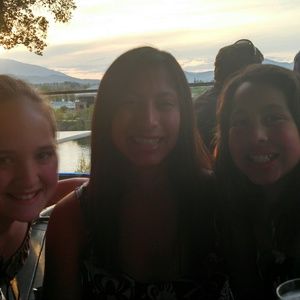 Meet your Posher, Dessa