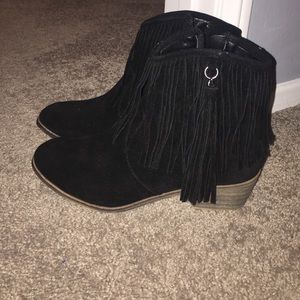 Brand new, never worn, fringe black booties