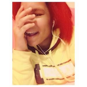 Meet your Posher, Carla