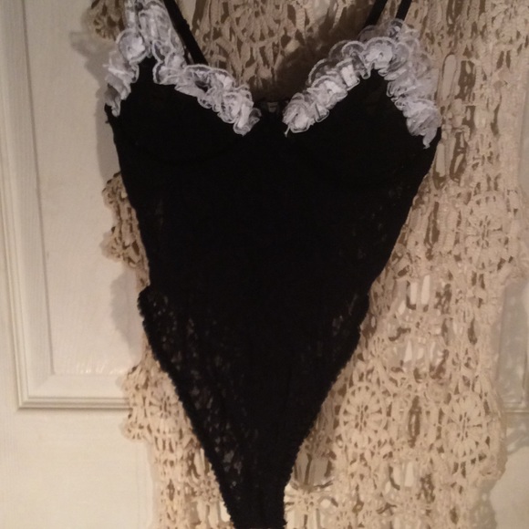 Black & white lace bodysuit + bonus