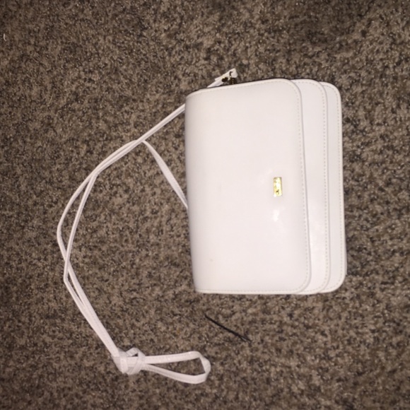 small Buxton cross body bag