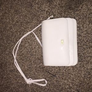 small Buxton cross body bag