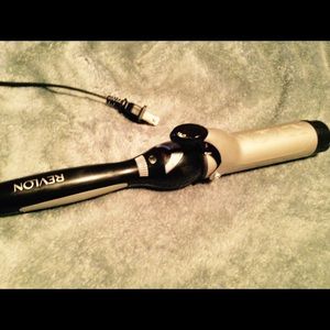 Curler- Revlon