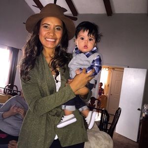 Meet your Posher, Cindy