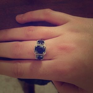 Sapphire and diamond ring