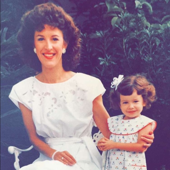 Meet your Posher, Kelly - Picture 2 of 4