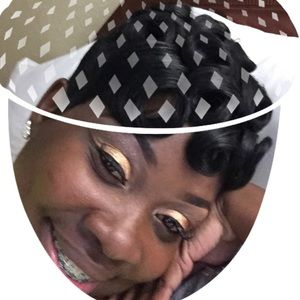 Meet your Posher, Keekee