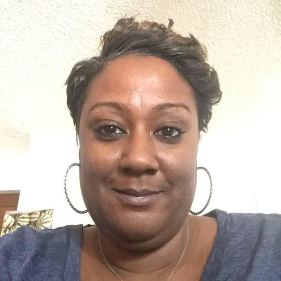 Meet your Posher, Shar-ron