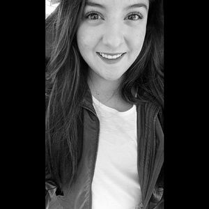 Meet your Posher, Reyna