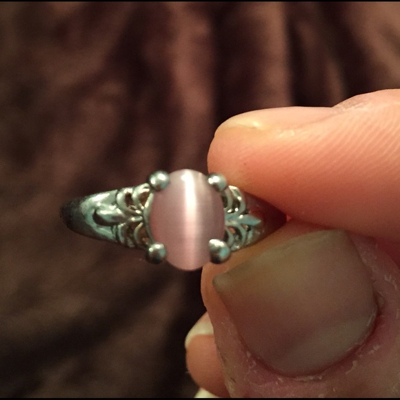Pink stone ring - Picture 2 of 2