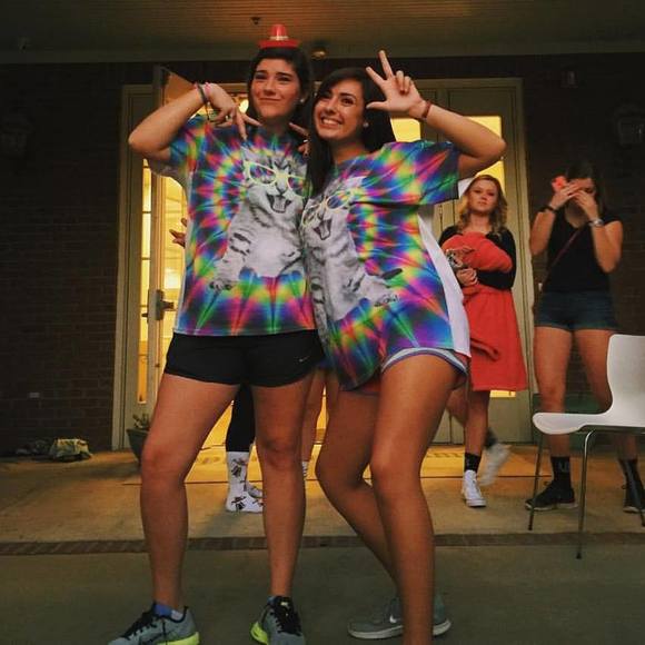 Meet your Posher, Holly - Picture 1 of 1