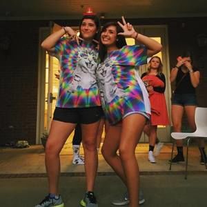 Meet your Posher, Holly