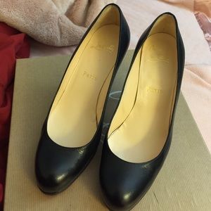 Christian Louboutin's 35.5 unworn