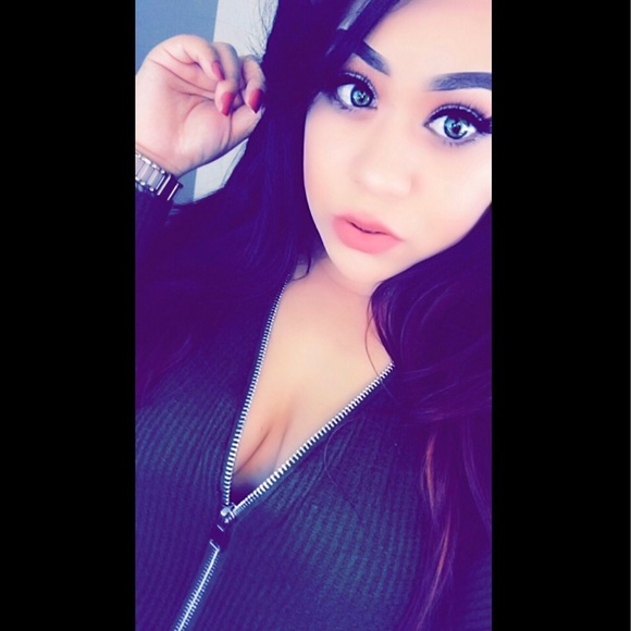 Meet your Posher, Clary - Picture 2 of 4