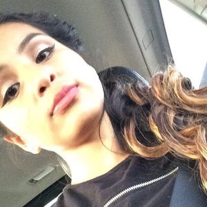 Meet your Posher, Desiree