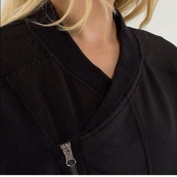 📌Sold📌Lululemon Mula Bundle - Picture 2 of 4