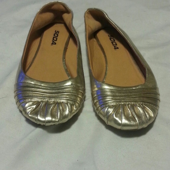 Gold flats