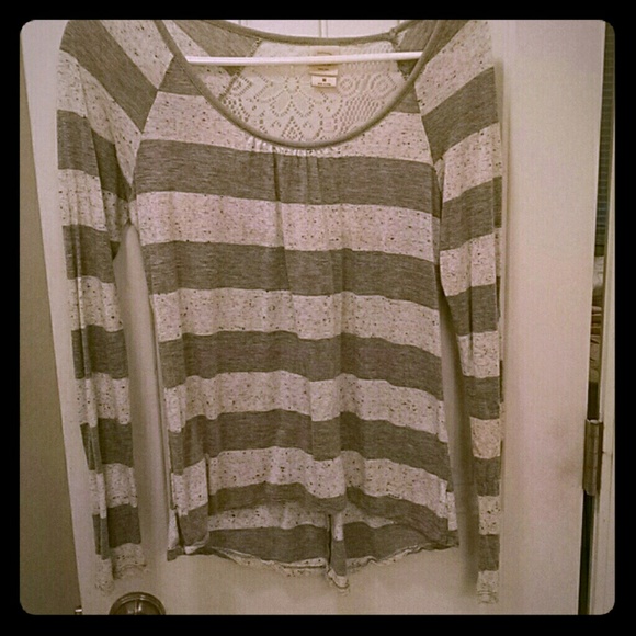 Stripped high low top