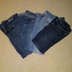 Women's 4 jeans for 30 dollars :)