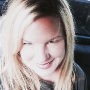 Meet your Posher, Renee