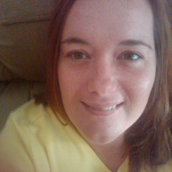 Meet your Posher, Sarah - Picture 1 of 1