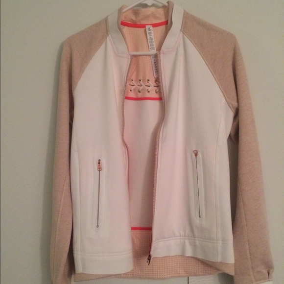 Lululemon Var-City Jacket NWT 6