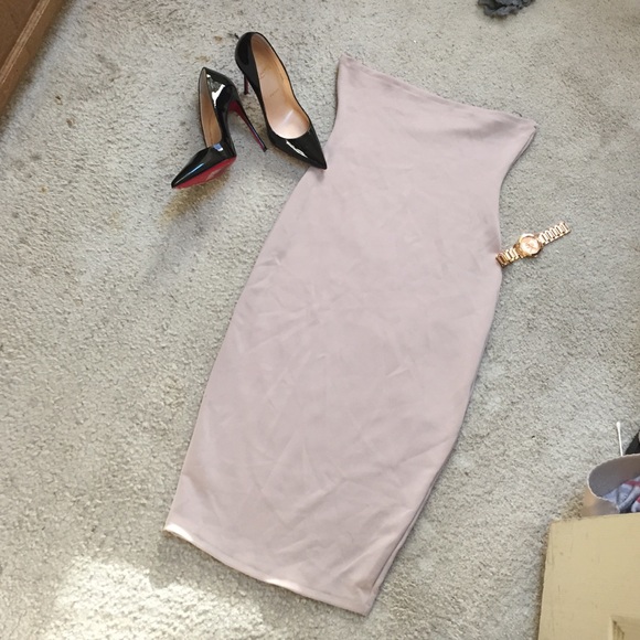 FashJonn nude dress. Size6