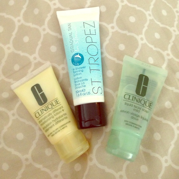 CLINIQUE/ST TROPEZ shower bundle!