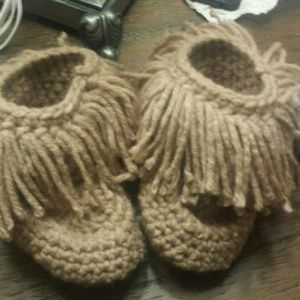 Crochet mocassins