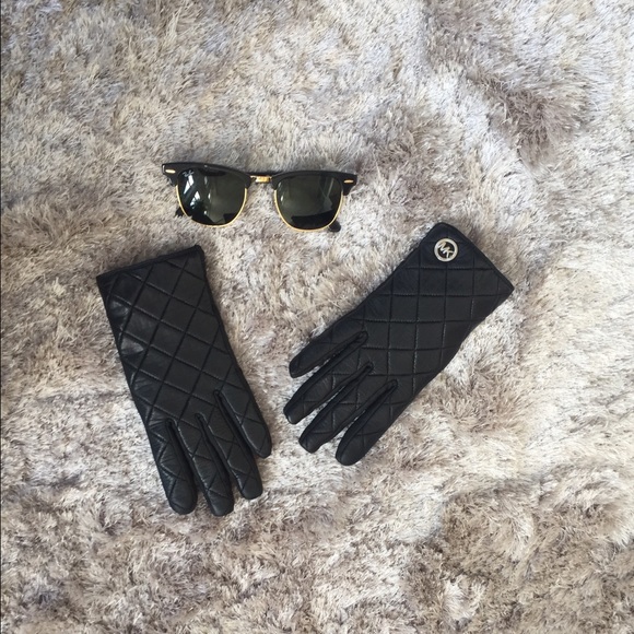 Michael Kors Gloves