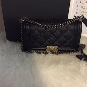 CHANEL Boy Bag