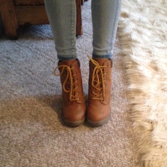 Chunky heel work boots - Picture 2 of 2