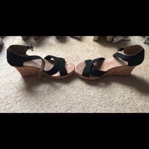 Toms Black Wedge Sandal