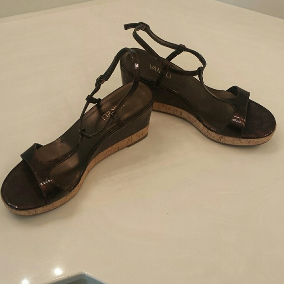 Shoes - Picture 3 of 4